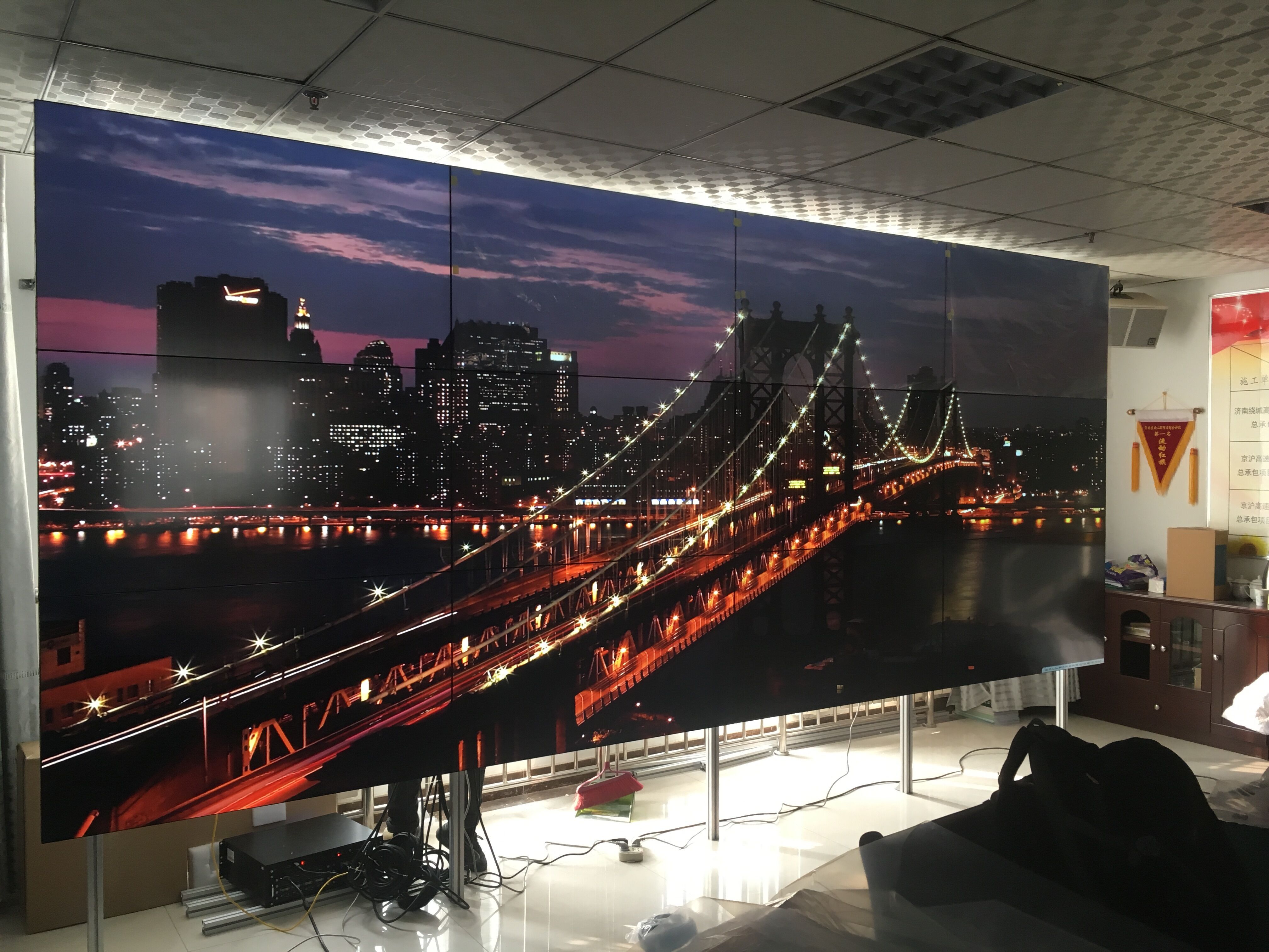 液晶拼接屏， 三星液晶拼接屏， 天津液晶拼接屏， 天津拼接屏， 河北液晶拼接屏， 河北拼接屏， 山東液晶拼接屏， 山東拼接屏， 內蒙古液晶拼接屏， 內蒙古拼接屏， 46寸液晶拼接屏,55寸液晶廣告機， 觸摸一體機， 天津微信廣告機， DID液晶拼接屏， 立體廣告機， 樓宇廣告機， 微信廣告機， 拼接屏廠(chǎng)家，55寸液晶拼接屏
